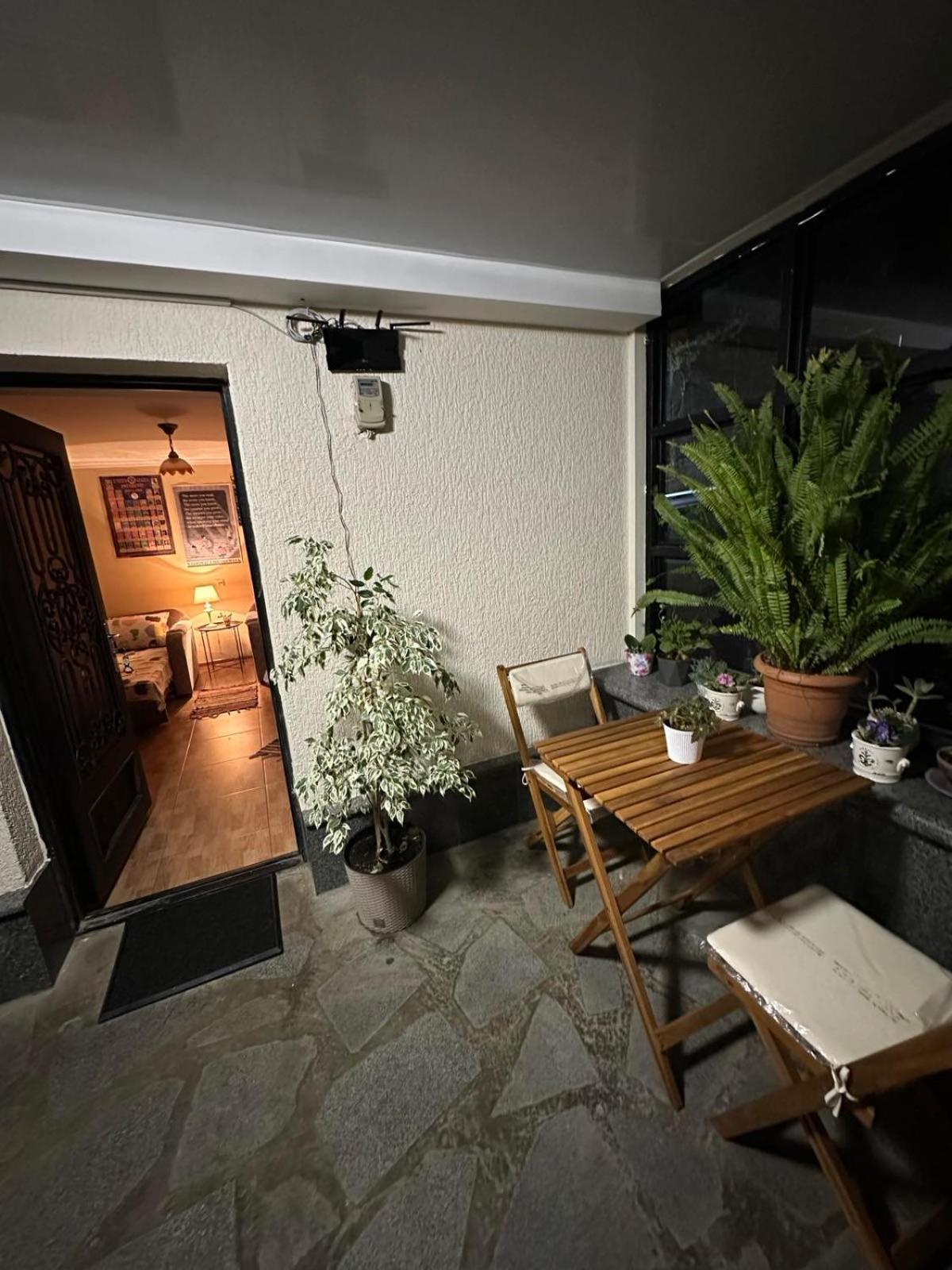 Guest House Panda Kutaisi Exterior photo
