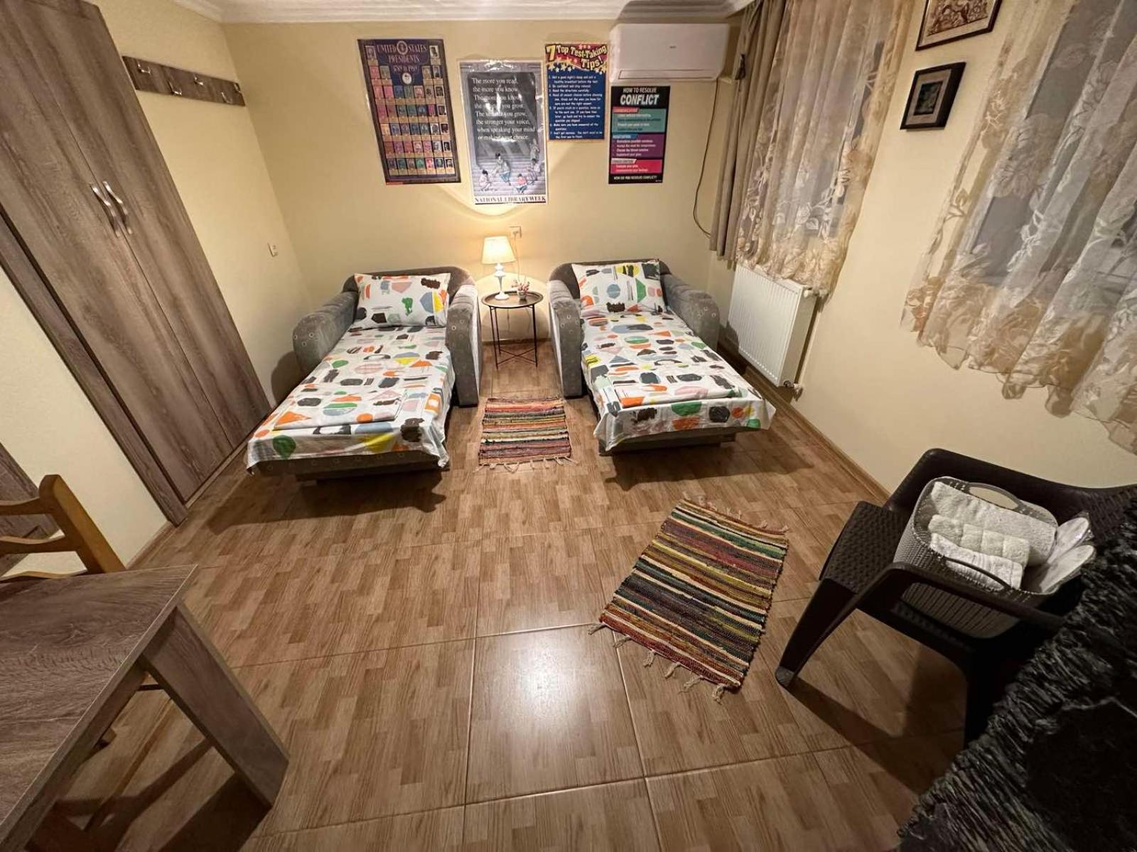 Guest House Panda Kutaisi Exterior photo