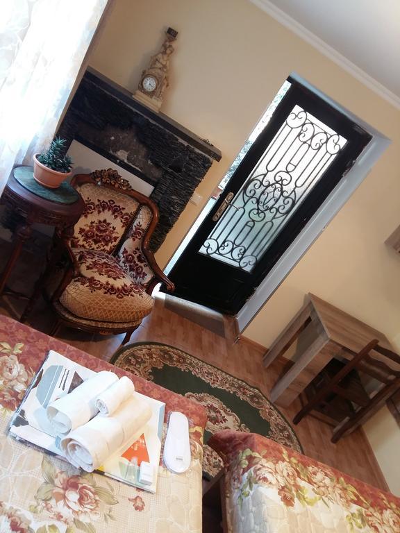Guest House Panda Kutaisi Exterior photo